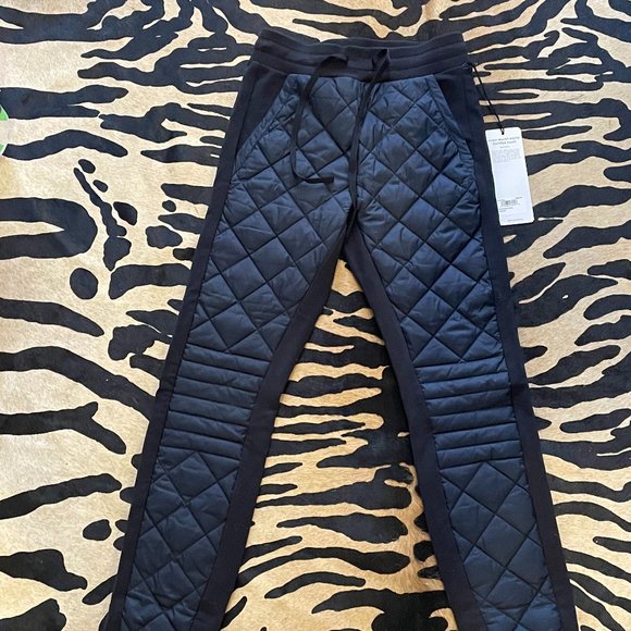 Alo Yoga Black Highwaisted Moto Puffer 